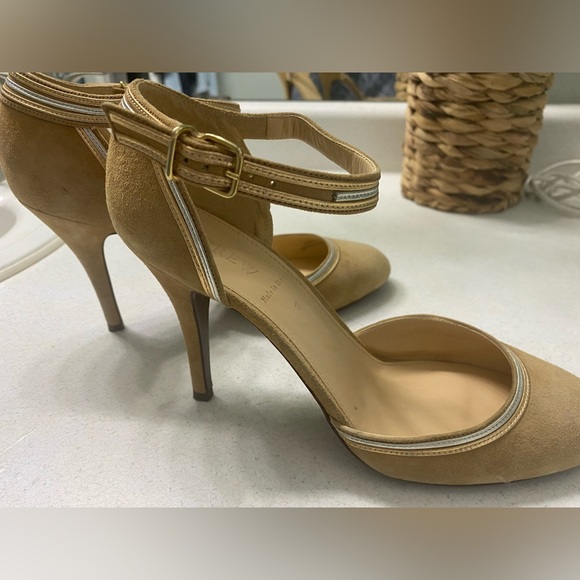 J. Crew made in Italy leather tan heels VGUC - Picture 2 of 4